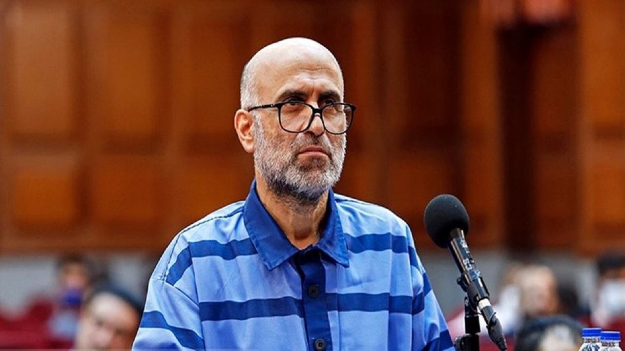 اکبر طبری به زندان اوین بازگردانده شد