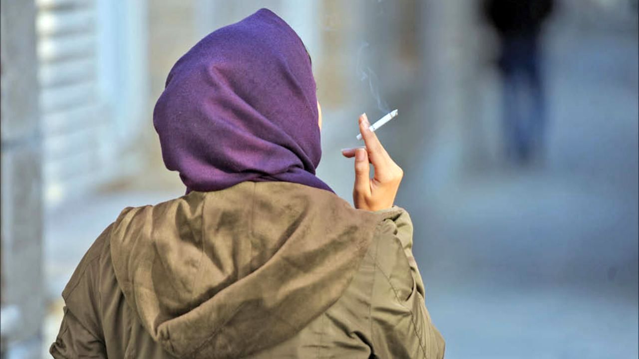 مصرف سیگار و قلیان در دختران نوجوان رو به افزایش است