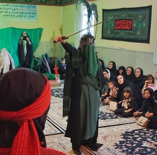 نمایش مذهبی توسط دختران محمدشهر اجرا شد