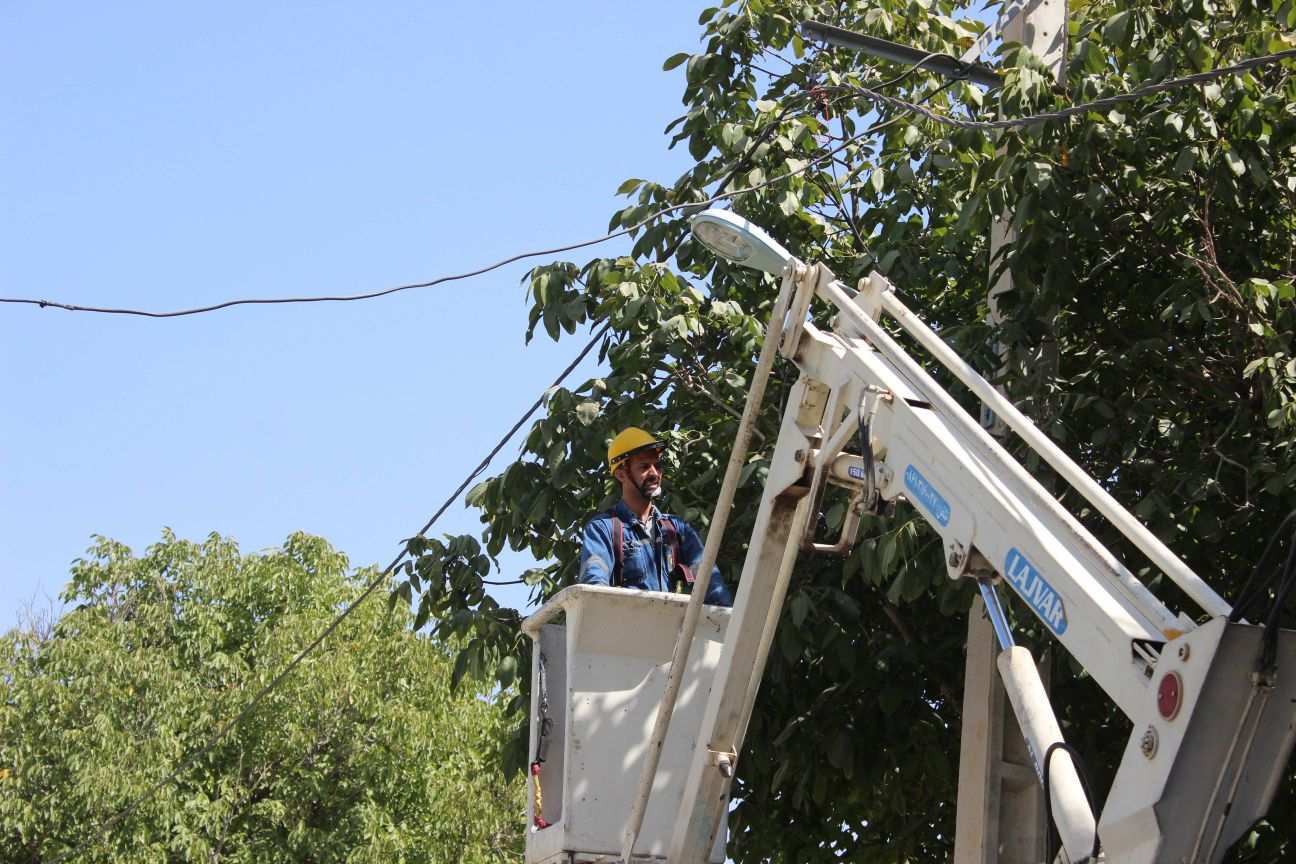 جمع‌آوری شبکه غیرقانونی و قطع انشعابات غیرمجاز در ساوجبلاغ