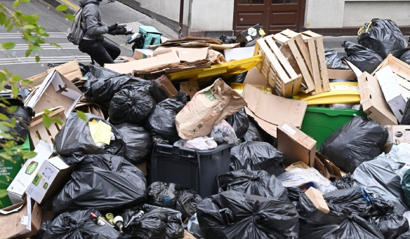 جمع‌آوری شبانه‌روزی زباله در کرج شهرداری را کلافه کرد