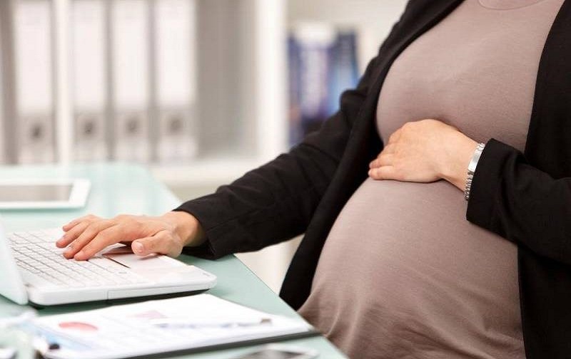 نداشتن امنیت شغلی، دغدغه بانوان برای بارداری است