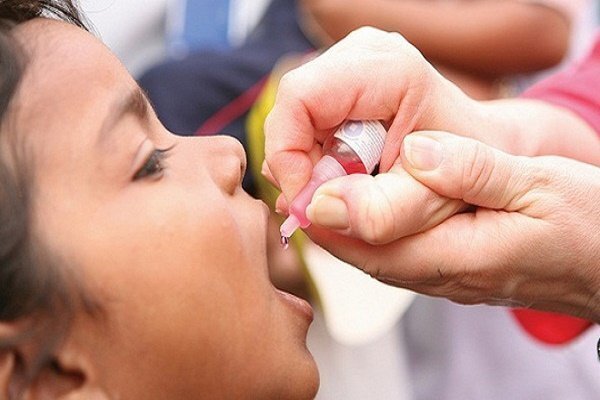 تزریق ۶۴۴ مورد واکسن فلج اطفال در مرز