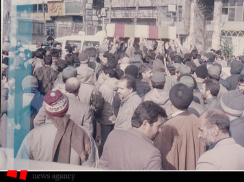 تشییع پیکر شهیدان در میدان شهداء کرج خیابان بهشتی